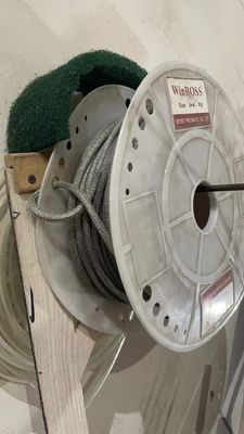 Хорошая цена. 90 дБ Легкая электрически проводящая ткань Прочное серебряное волокно онлайн