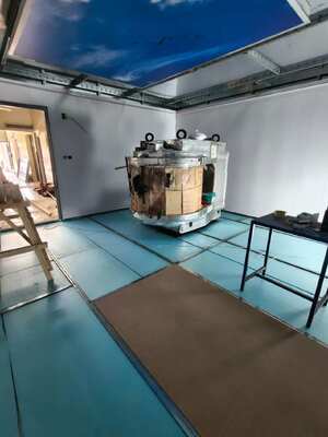 Хорошая цена. Комната с защитой от радиочастотного излучения с многослойным покрытием стеклянного окна с защитой от радиочастотного излучения и система вентиляции кондиционирования воздуха для эффективности защиты 100 дБ онлайн